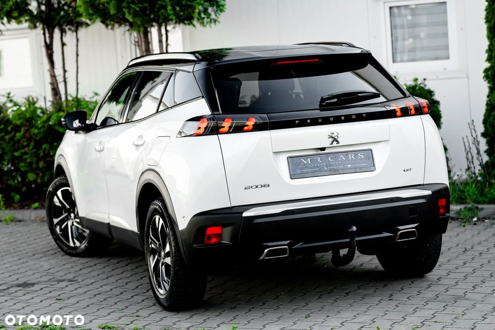 Peugeot 2008 1.2 PureTech GT S&S - 6