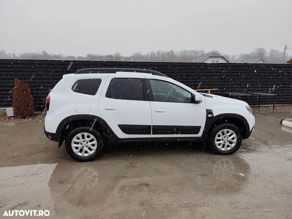 Dacia Duster 1.5 Blue dCi 4WD Essential - 3