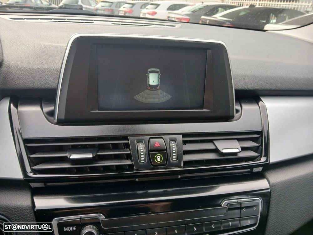 BMW 216 Active Tourer d - 28