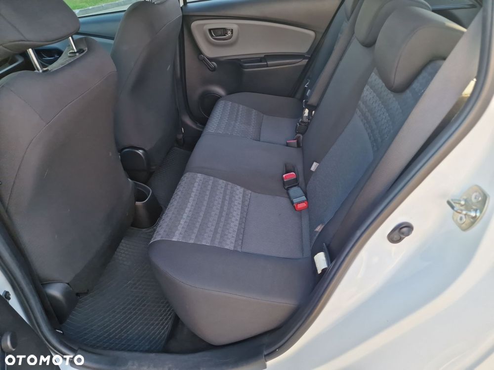 Toyota Yaris 1.0 Active - 13