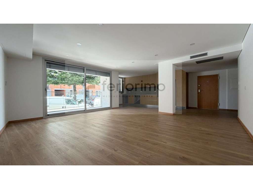 T3 NOVO CIDADE CENTRO- ARRENDAMENTO - AZURÉM - GUIMARÃES - Grande imagem: 3/15