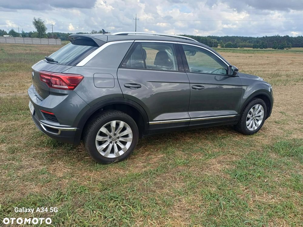 Volkswagen T-Roc - 4