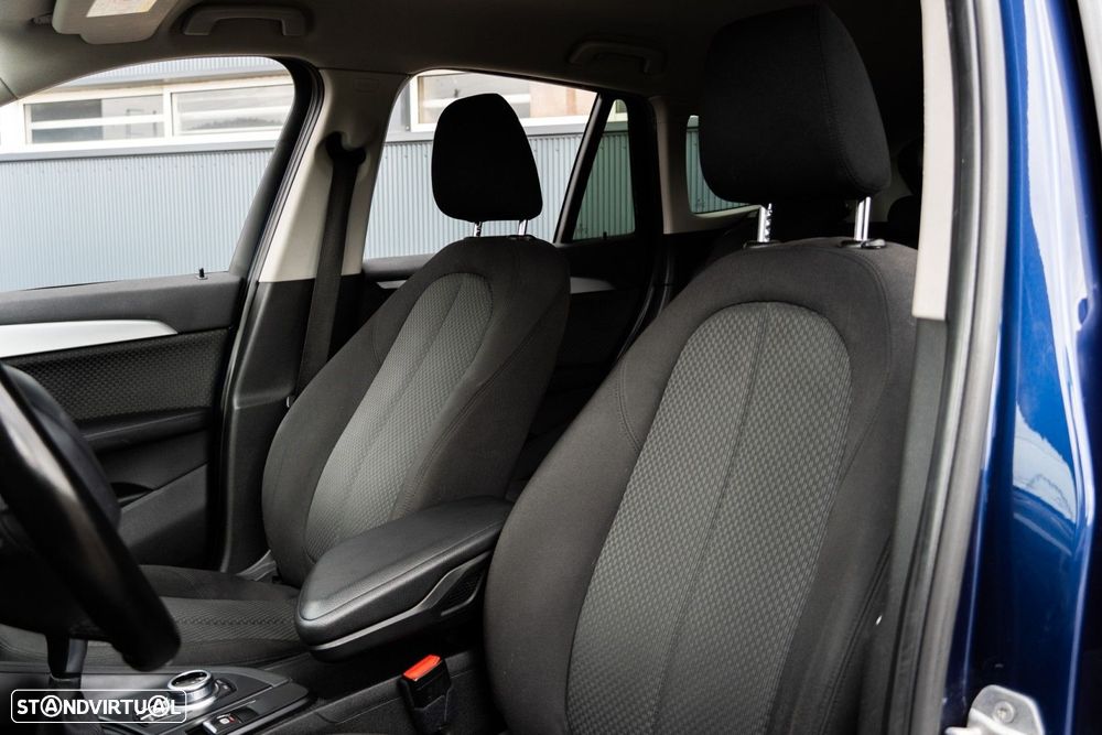 BMW X1 16 d sDrive Advantage - 29