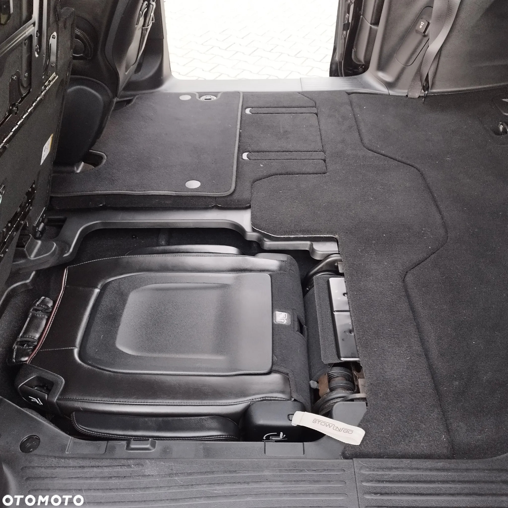 Chrysler Pacifica - 25