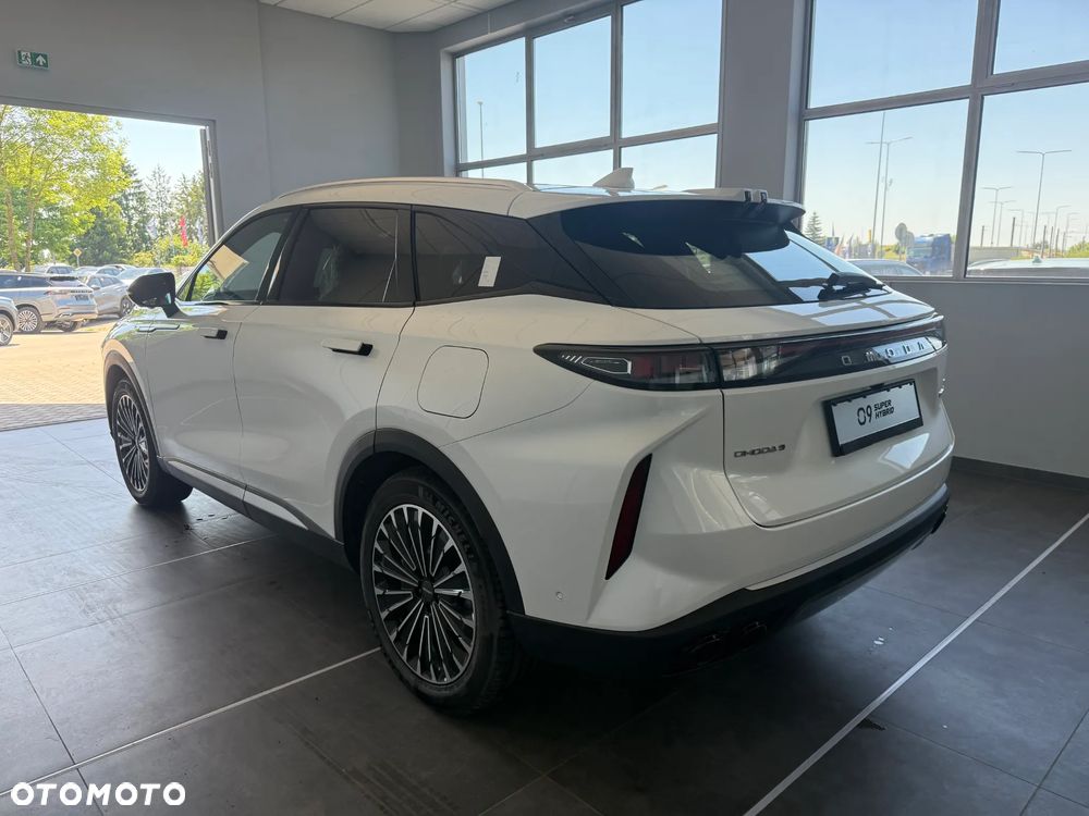 Omoda 9 1.5 Super Hybrid Exclusive AWD - 4