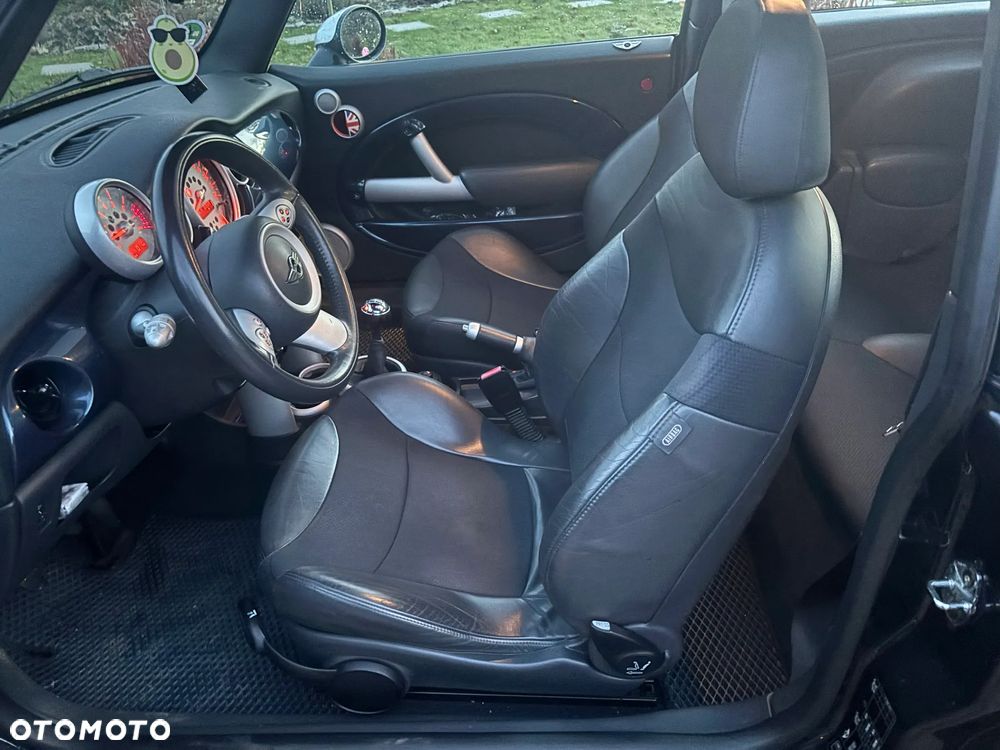 MINI Cooper Standard - 8