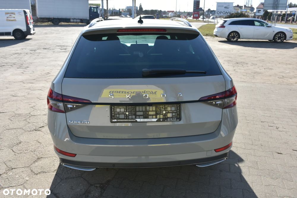 Skoda Superb 2.0 TDI DSG Sportline - 10