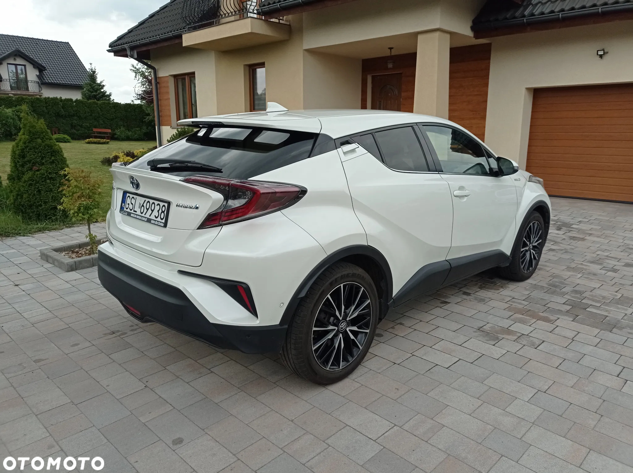 Toyota C-HR - 4