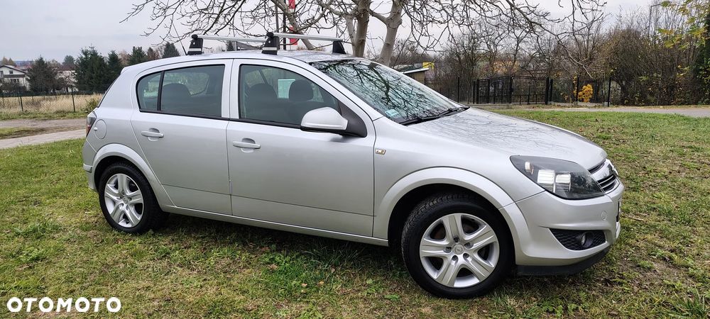 Opel Astra 1.4 Enjoy - 4