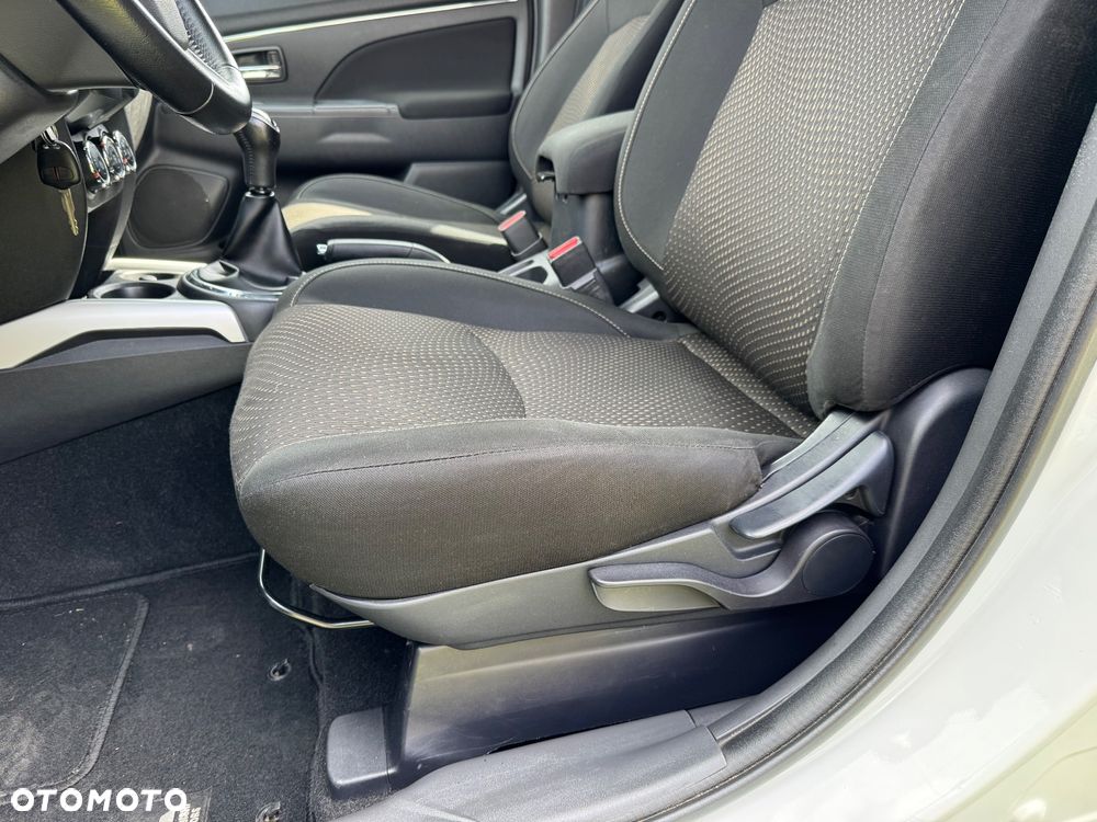 Mitsubishi ASX 1.6 Invite AS&G - 17