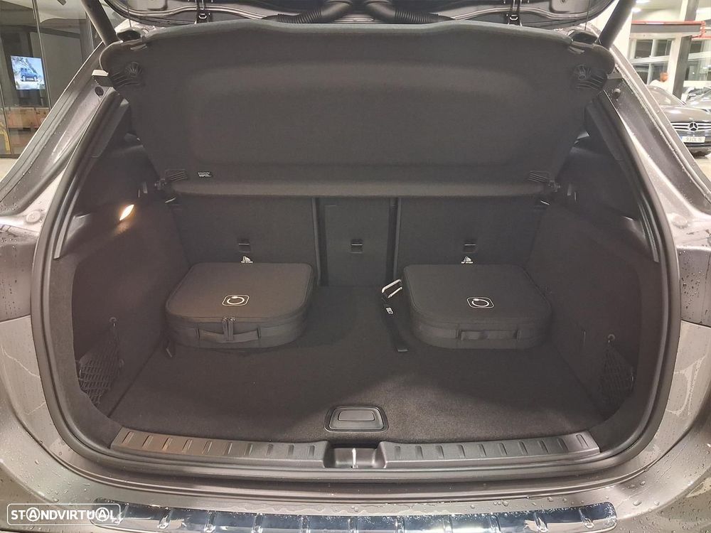 Mercedes-Benz EQA 250+ AMG Line - 13