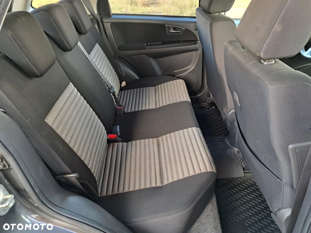 Suzuki SX4 - 19