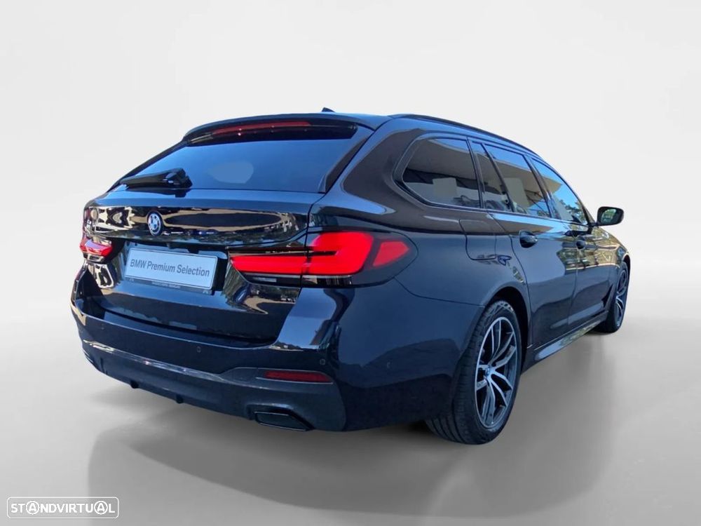 BMW 530 e Pack Desportivo M - 6