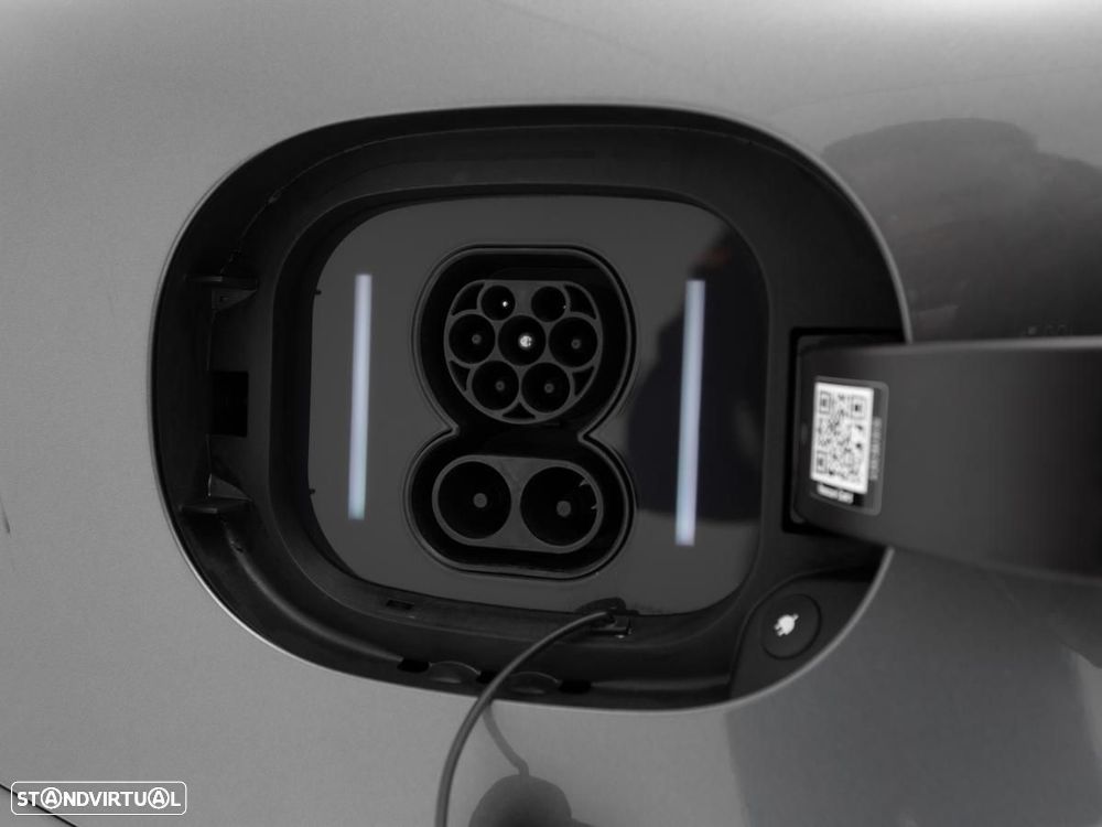 Mercedes-Benz EQE 350 - 14