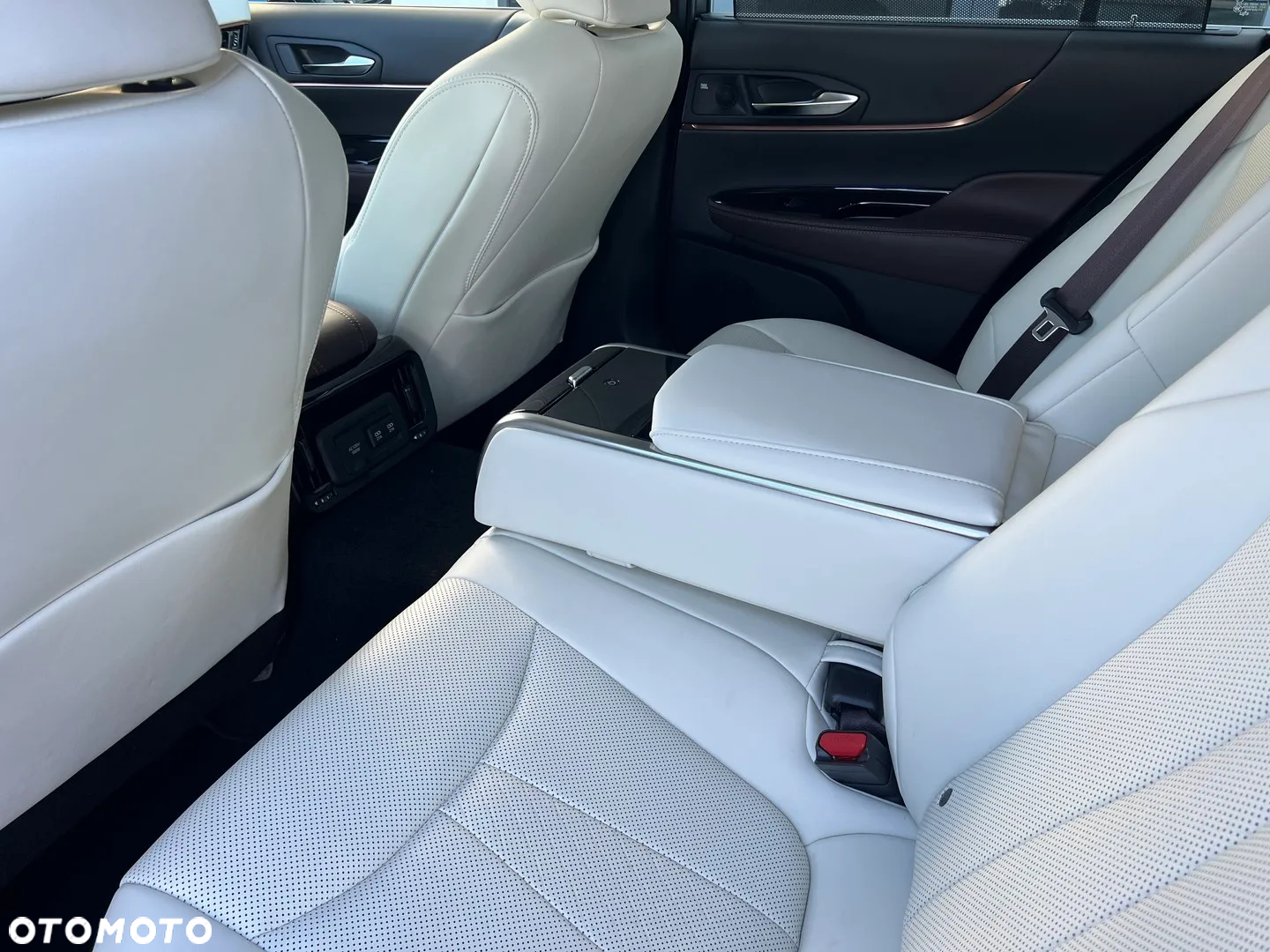 Toyota Mirai Prestige - 37