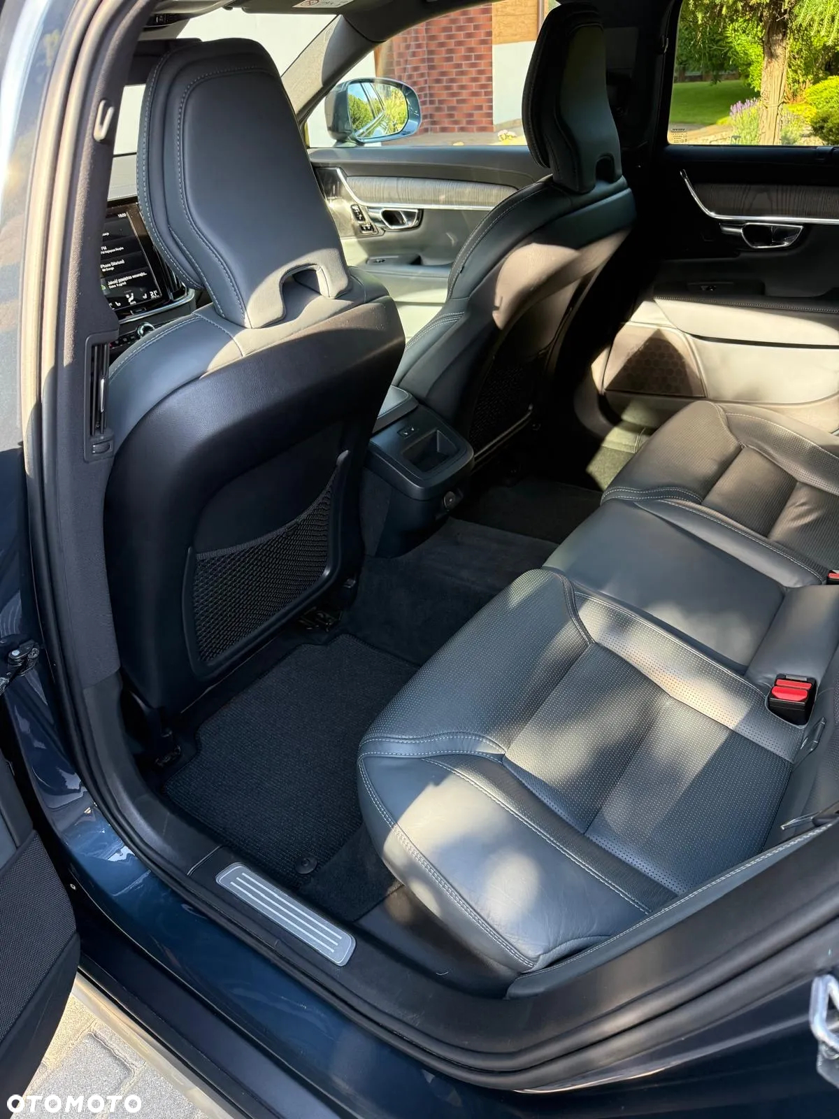 Volvo V90 Cross Country D5 AWD Pro - 8