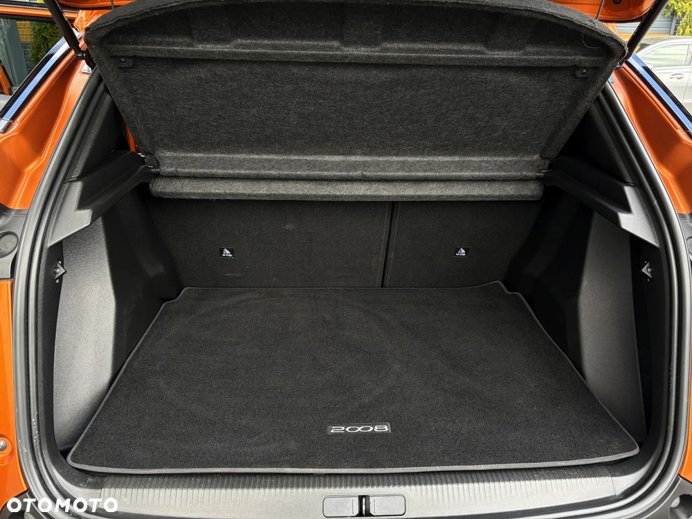 Peugeot 2008 1.2 PureTech Allure Pack S&S EAT8 - 37