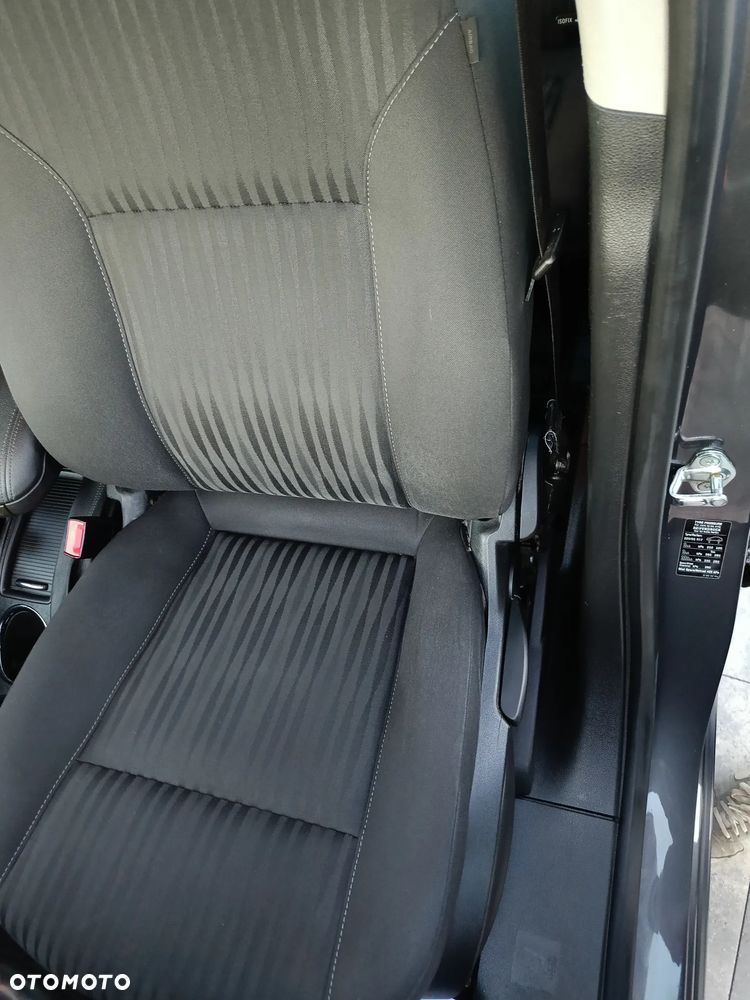 Opel Zafira - 29