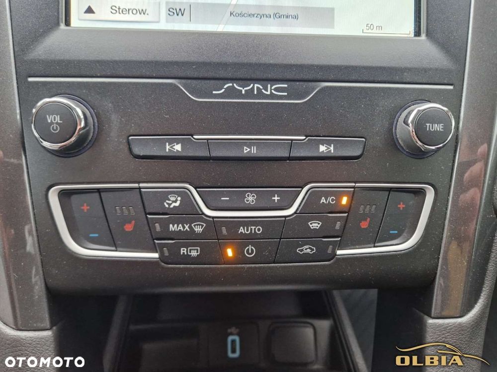 Ford Mondeo - 26