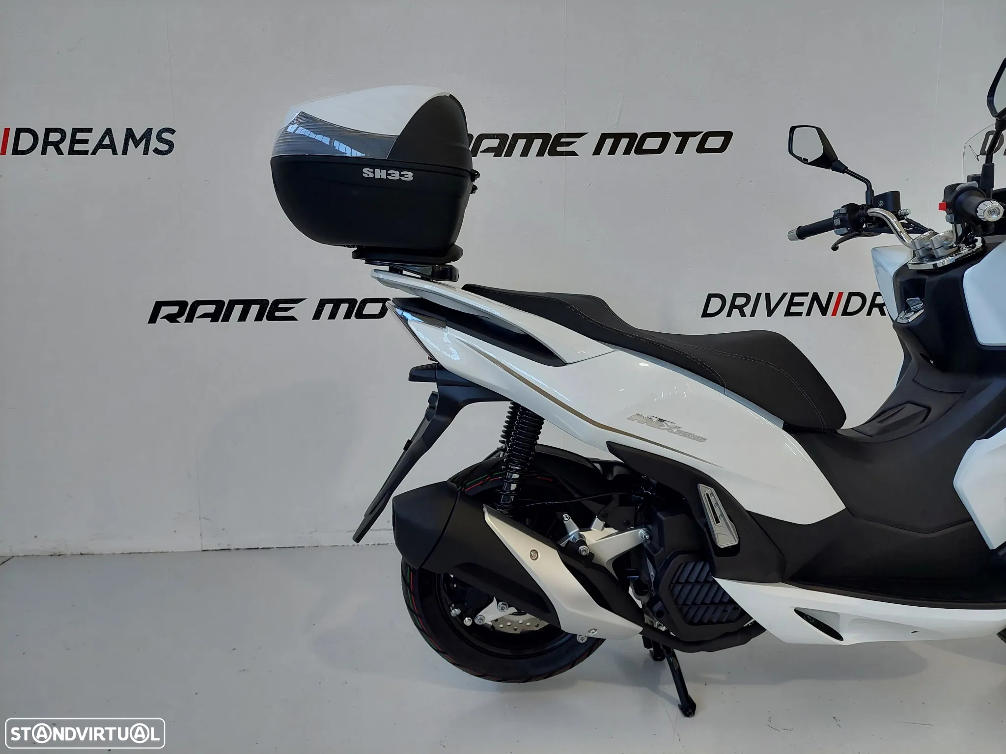 QJ Motor MTX 125 - ABS e 15 CAVALOS - 12
