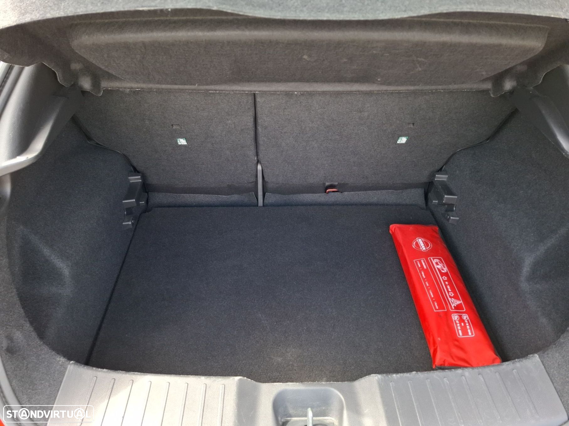 Nissan Juke 1.0 DIG-T N-Connecta NAV.+TwoTone NC - 24