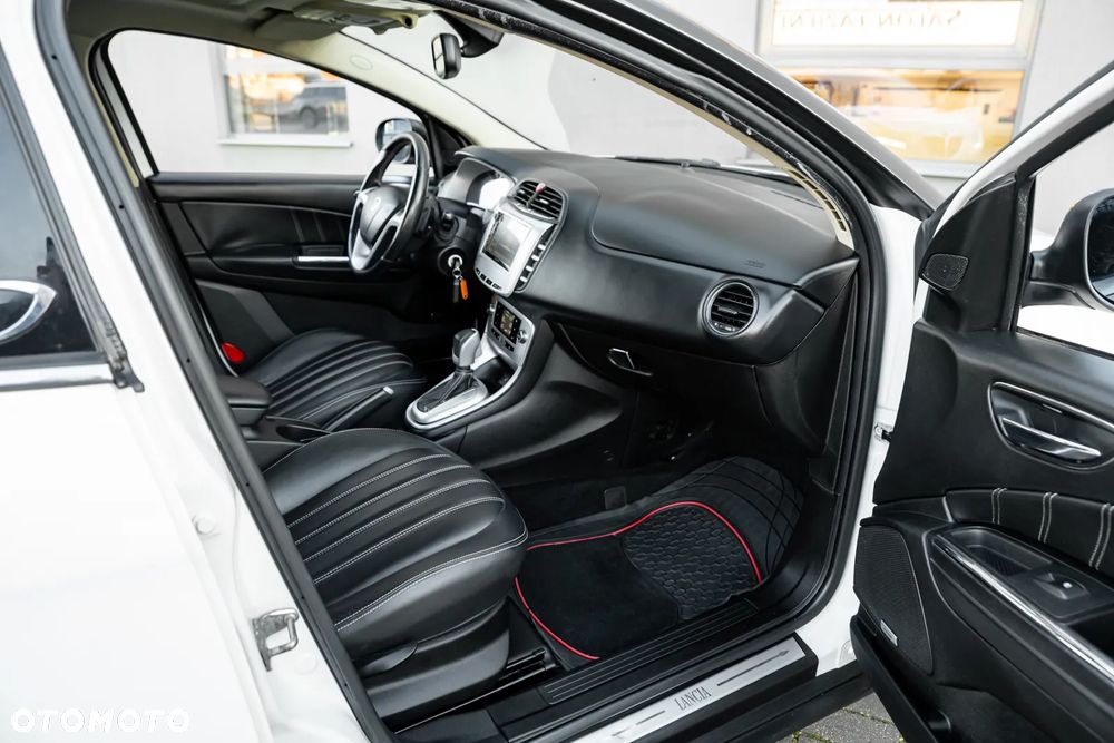 Lancia Delta 1.8 Di TurboJet 16v Automatik Platinum - 18