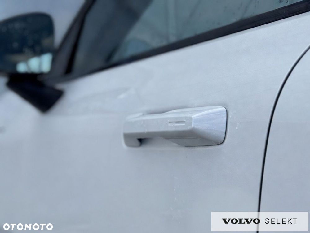 Volvo EX30 - 40