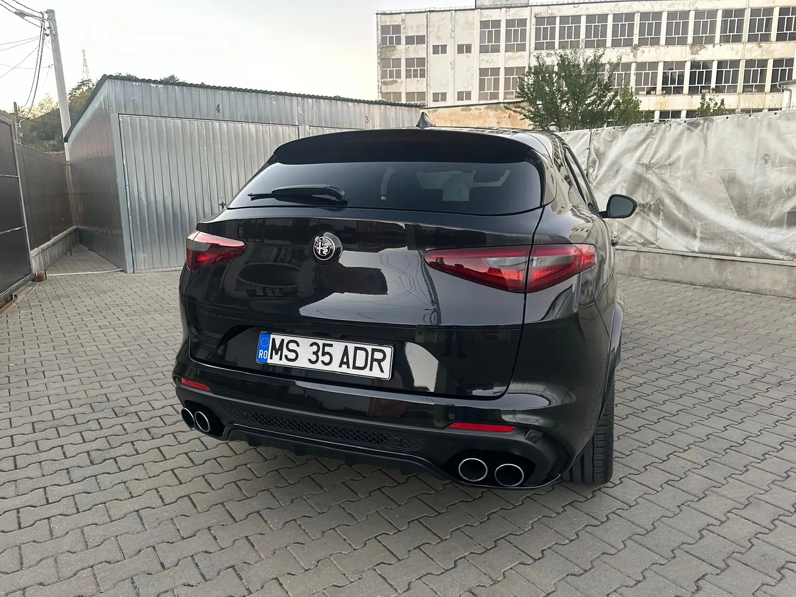 Alfa Romeo Stelvio V6 2.9 Bi-Turbo AT8-Q4 Quadrifoglio - 7