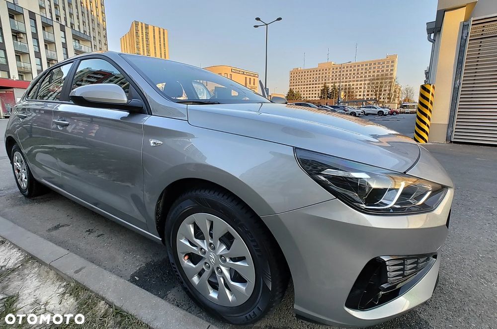 Hyundai i30 1.0 T-GDI Modern DCT - 11