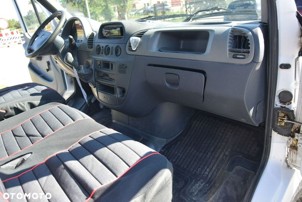 Mercedes-Benz Sprinter - 37