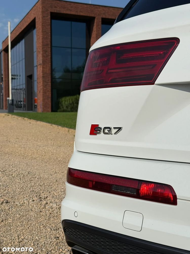 Audi SQ7 4.0 TDI Quattro Tiptronic - 22