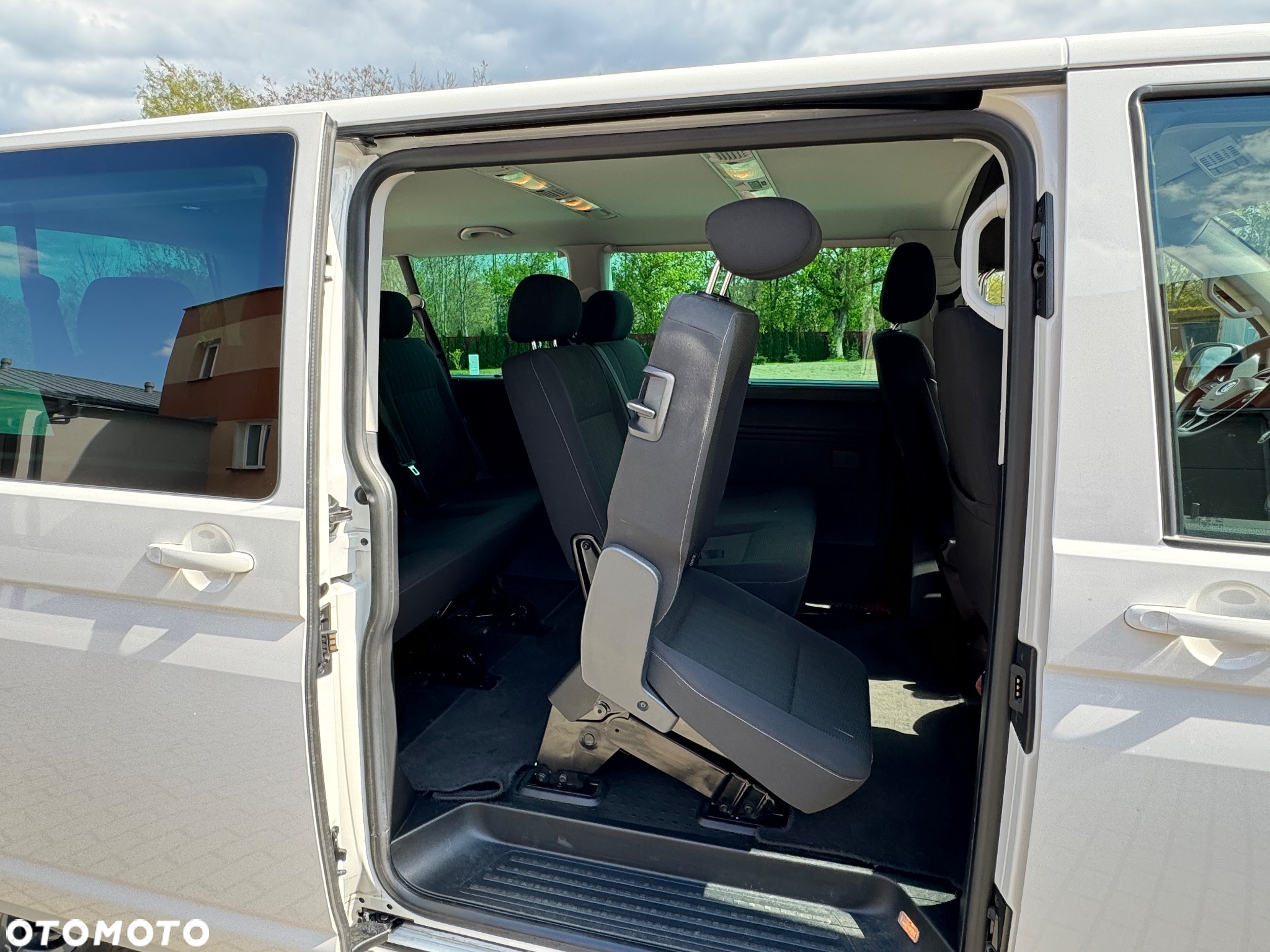 Volkswagen Caravelle 2.0 TDI L2 Comfortline - 15