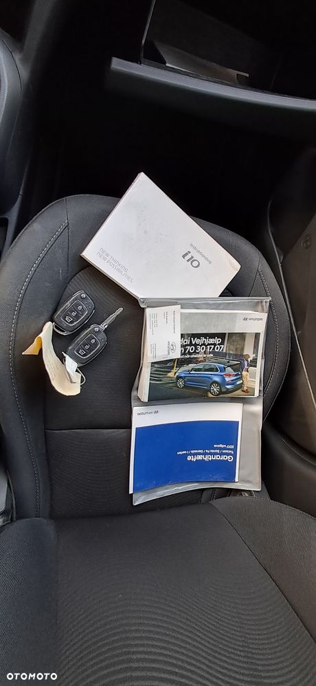 Hyundai i10 1.0 BlueDrive Comfort - 34