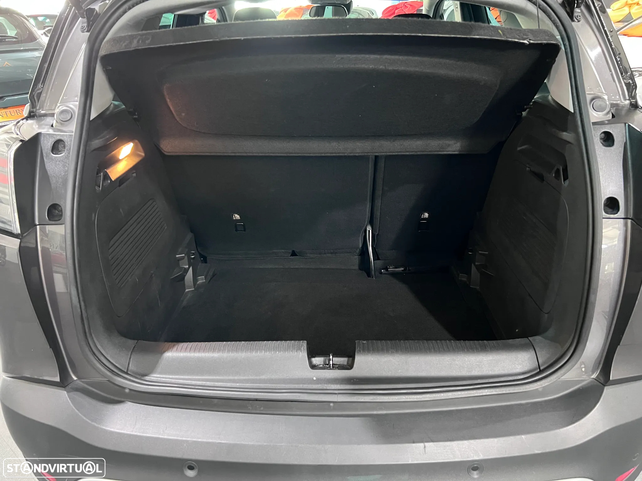 Opel Crossland 1.2 T Design & Tech - 3
