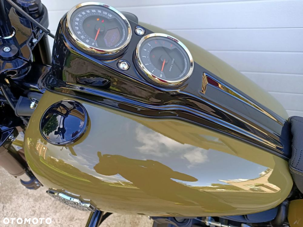 Harley-Davidson Softail Low Rider - 37