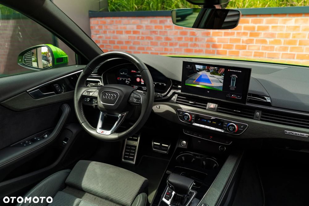 Audi A4 Avant 45 TFSI quattro S tronic S line - 5