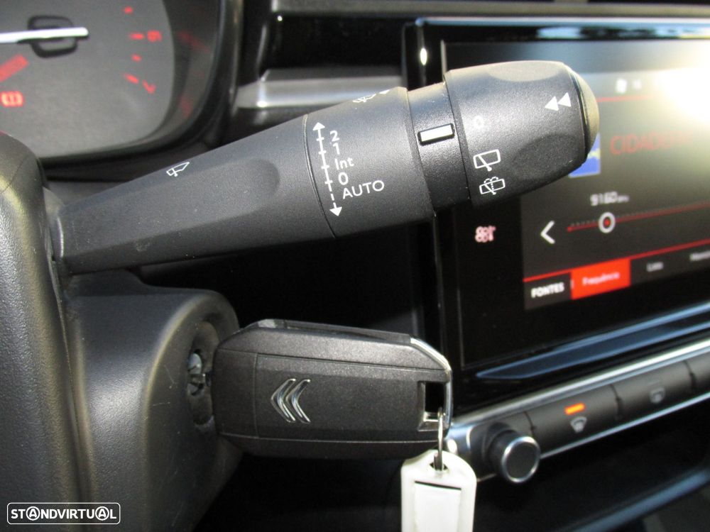 Citroën C3 1.2 PureTech Max EAT6 - 24