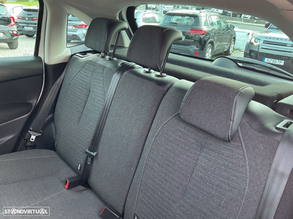 Citroën C3 1.2 PureTech Attraction - 37