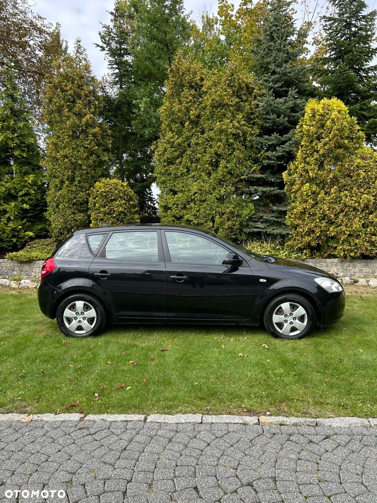 Kia Ceed Cee'd 1.4 Comfort - 16