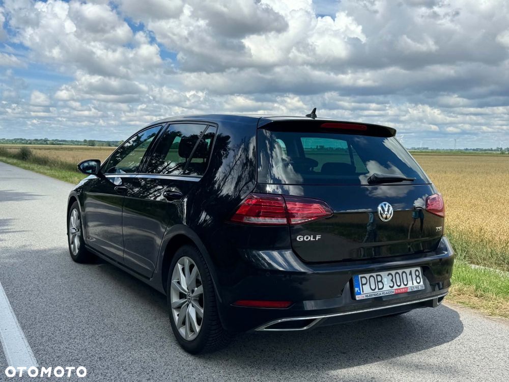 Volkswagen Golf - 2