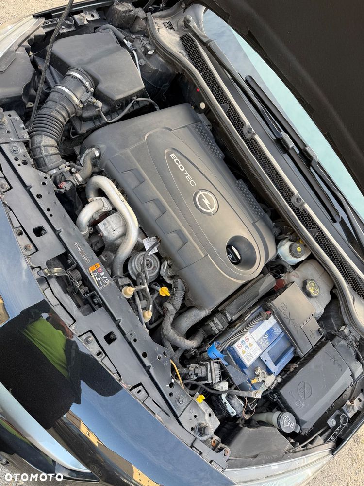 Opel Astra 2.0 CDTI Bi-Turbo S&S - 19