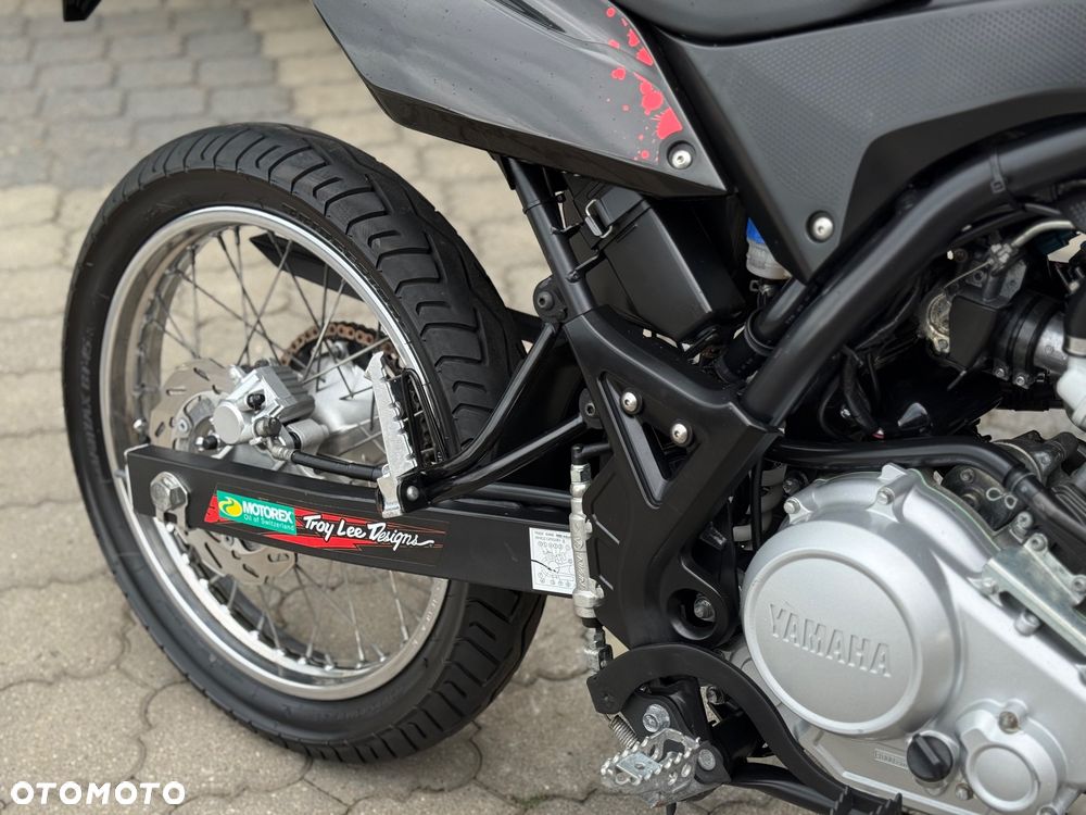 Yamaha WR - 15