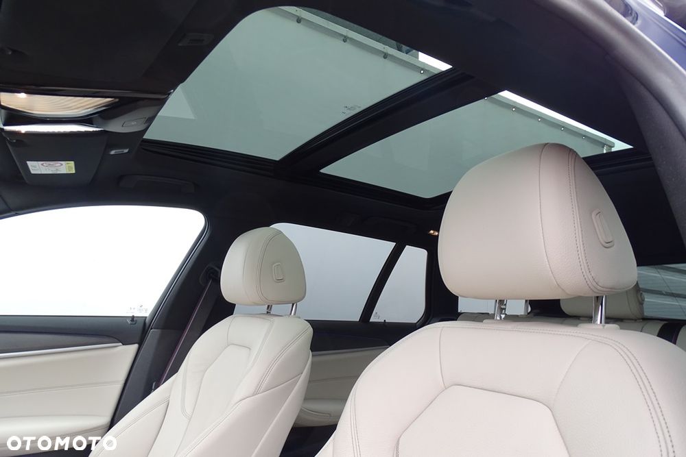 BMW Seria 5 520d M Sport sport - 19