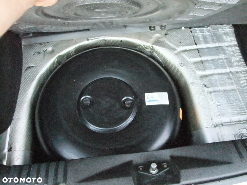 Ford Fiesta 1.3 - 9