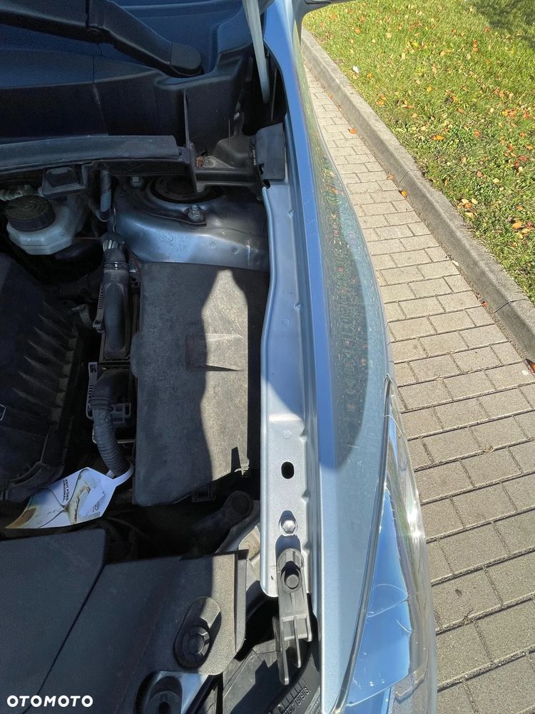 Toyota Auris 1.6 Executive - 32