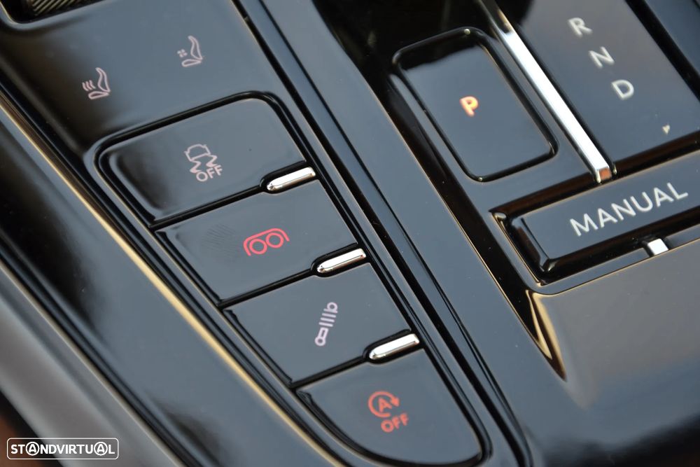 Aston Martin DBX 707 - 45