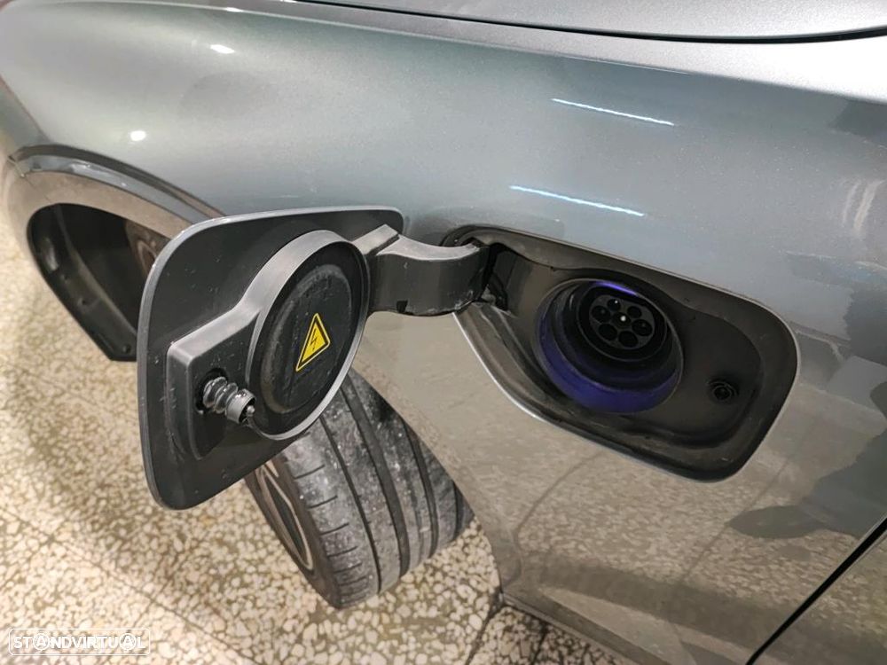 Volvo V60 2.0 T8 AWD TE R-Design - 10