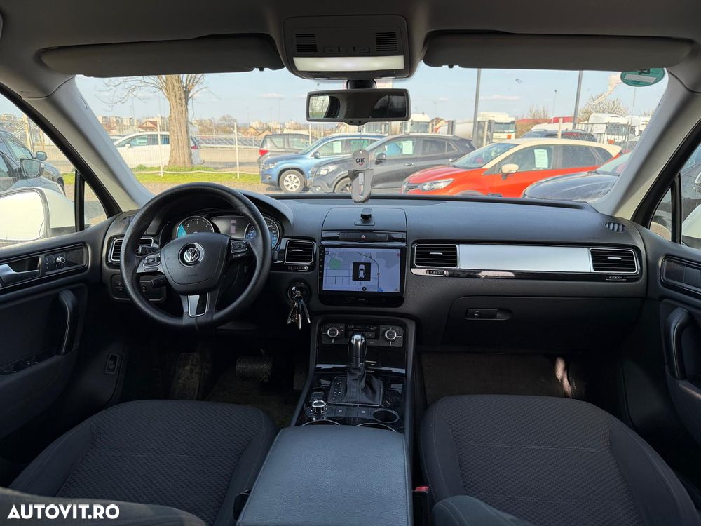 Volkswagen Touareg 3.0 V6 TDI BMT - 12