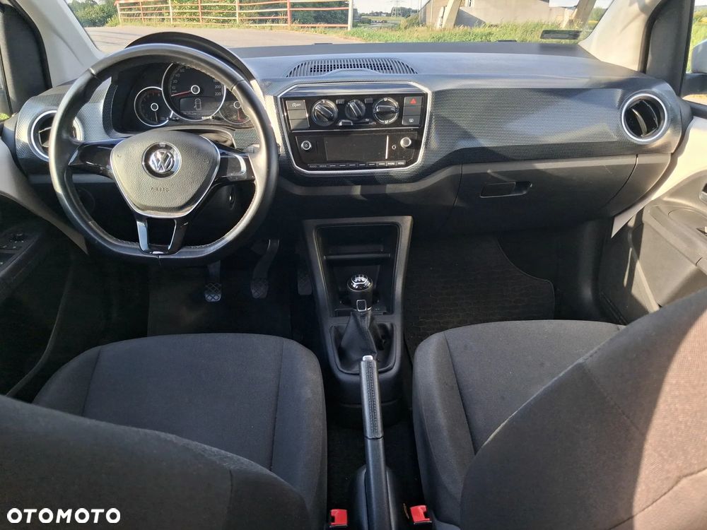 Volkswagen up! 1.0 move - 19