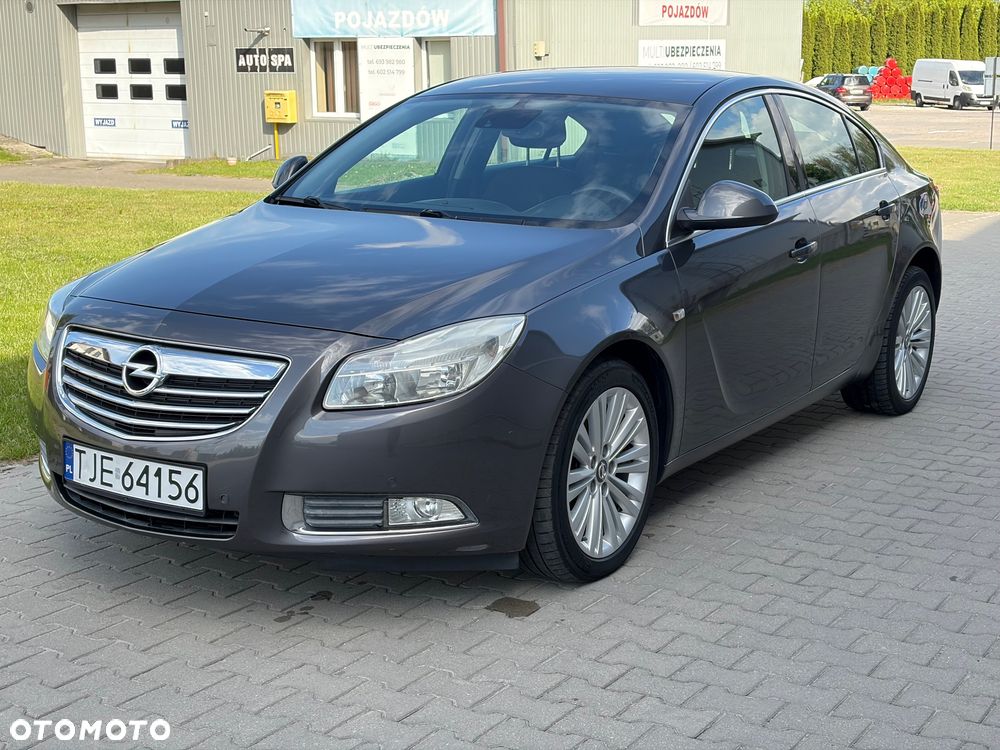 Opel Insignia 2.0 CDTI 150 Jahre - 3